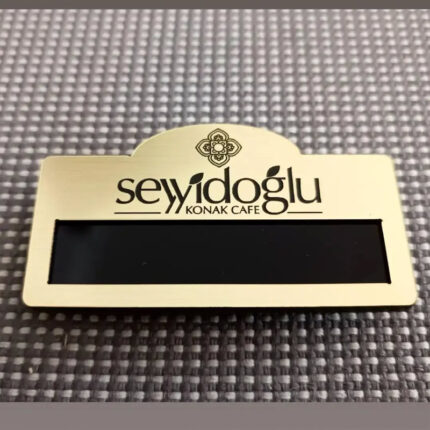 Altın Gold Personel Yaka İsimlik Kartı Cafe Restorant Güzellik Salonları