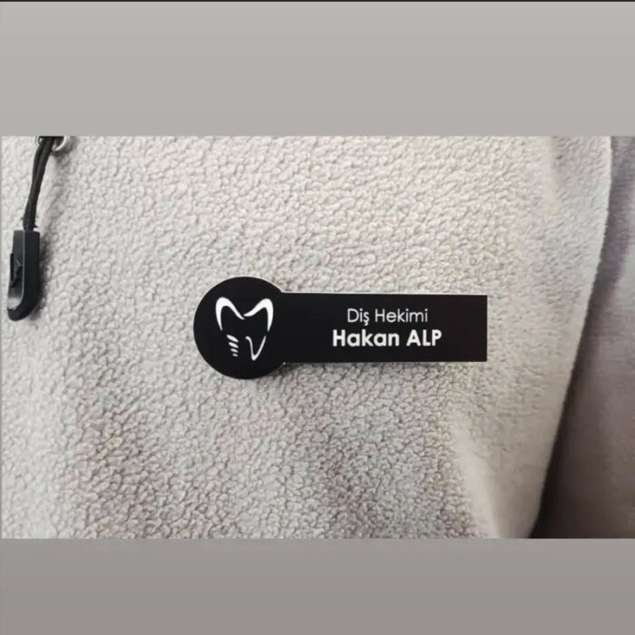 Diş Hekimi Personel Yaka İsimliği