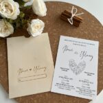 Takvimli düğün davetiyesi